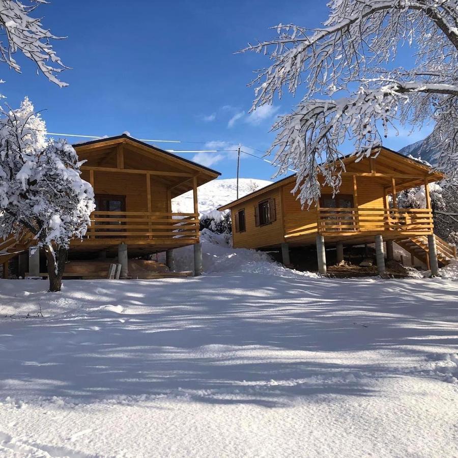 Camping, Hotel De Plein Air Les Cariamas Chateauroux-les-Alpes Esterno foto